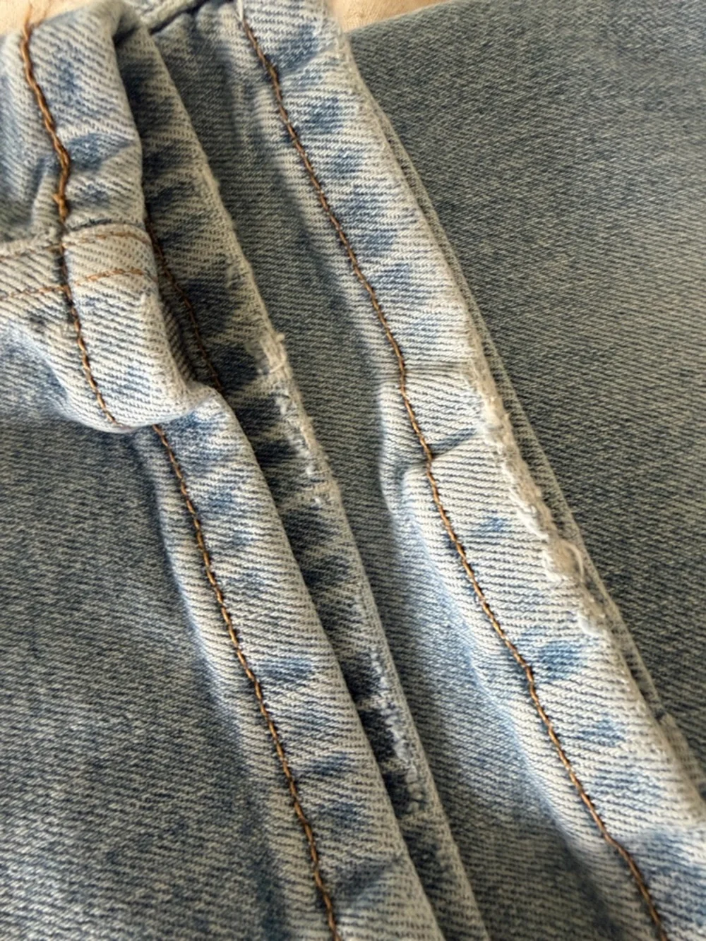 Levi's 505 light wash jeans 32 x 30